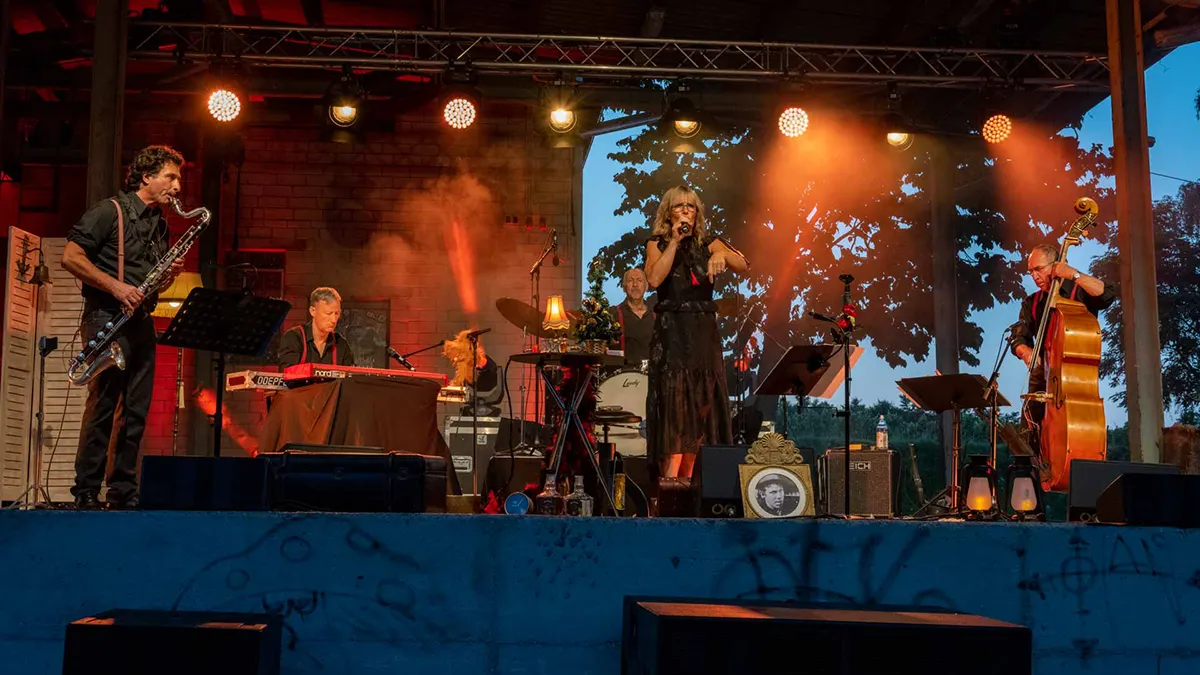 live-endingen-kultur in den reben 2021- 5past9 Foto Gregor Marstaller