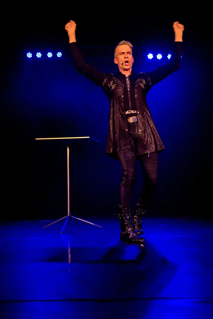 live-waldkirch - theater am Kastelberg - mangie 2026- MagicMan Foto Gregor Marstaller