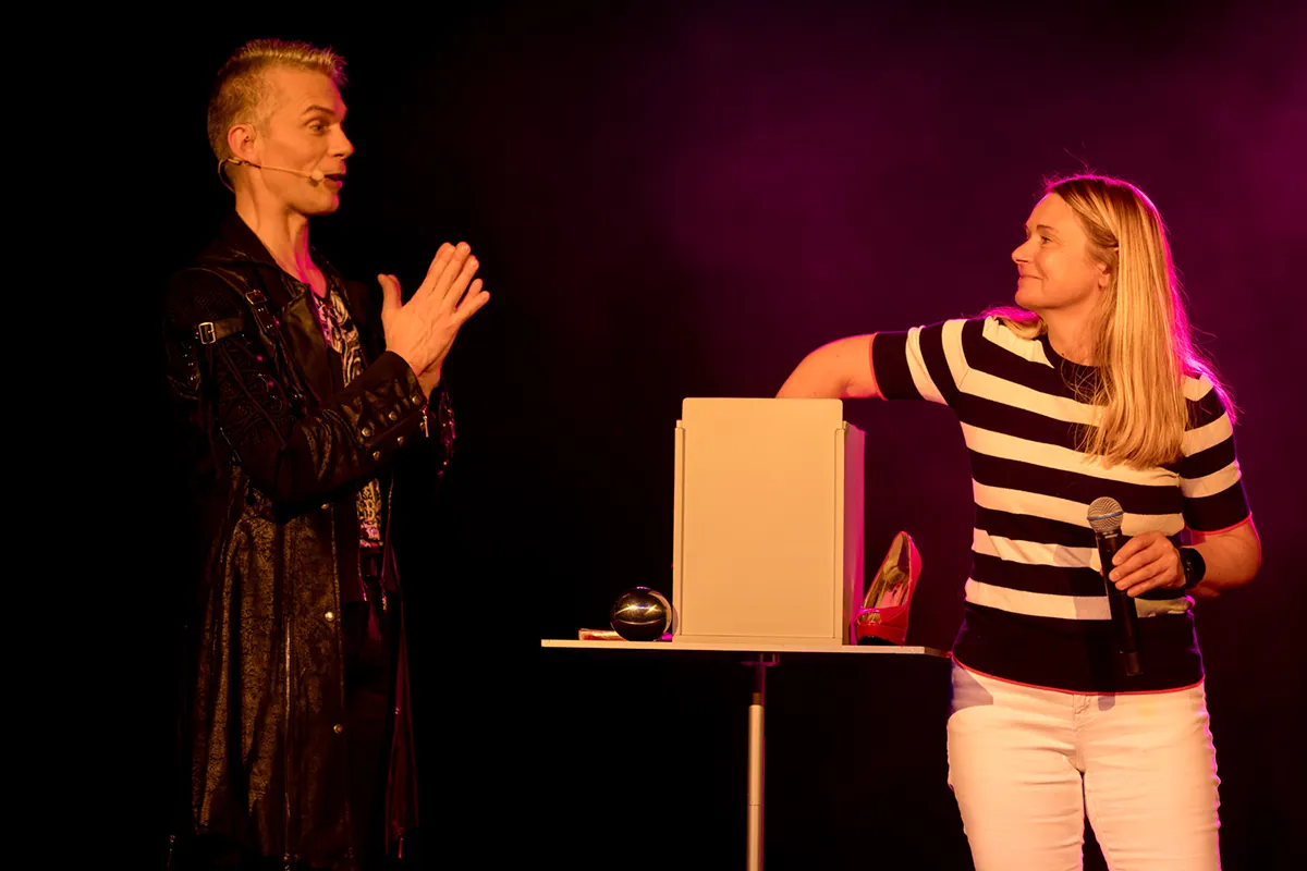 live-waldkirch - theater am Kastelberg - mangie 2026- MagicMan Foto Gregor Marstaller