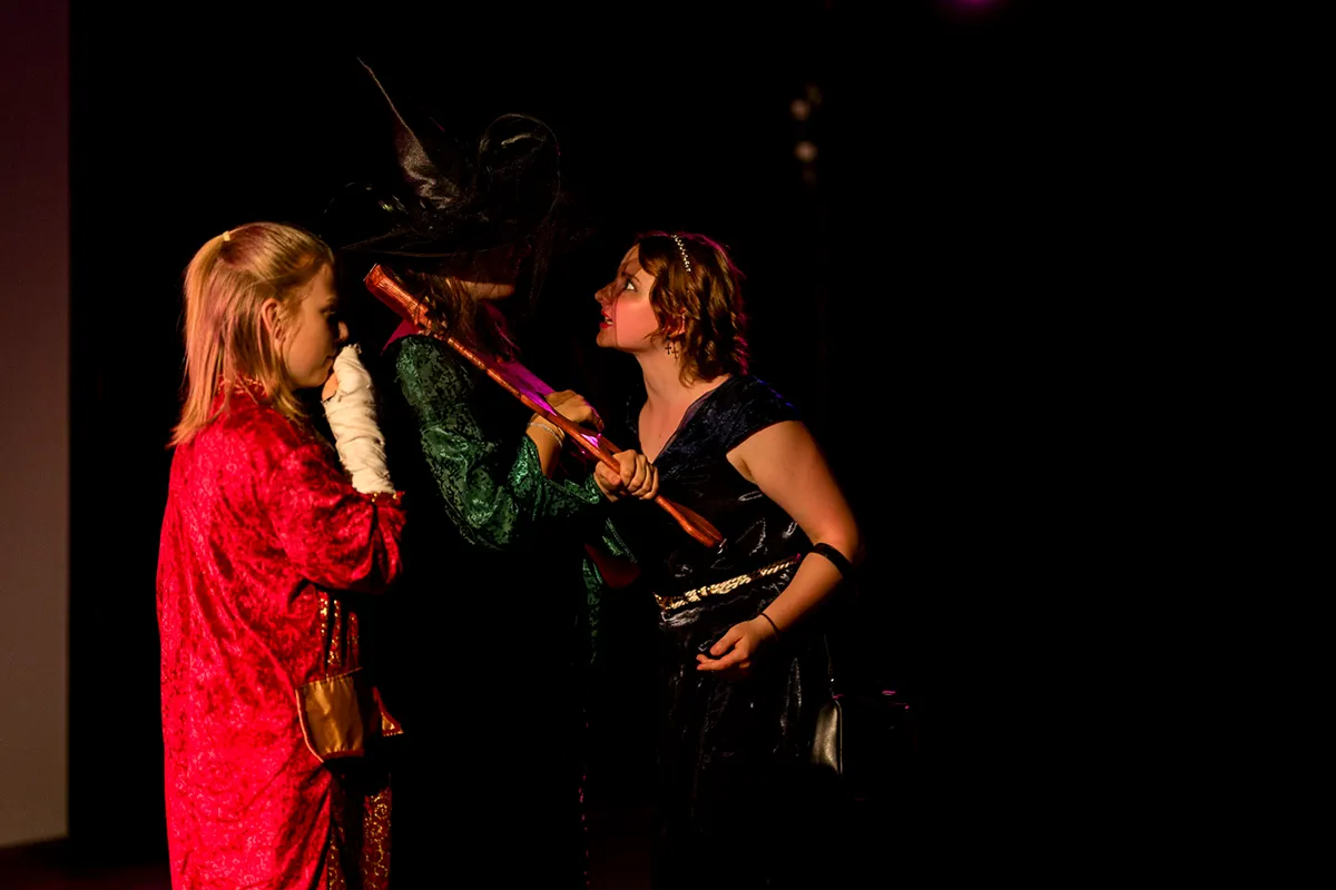 gklickt - livefotografie - Theater - macbest - terry-pratthett- theater fluegelschuh Foto Gregor Marstaller